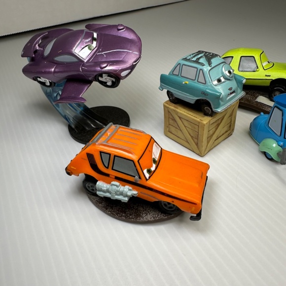 Disney Pixar Cars Lot of 5 PVC on Stand Base/Cake Topper Holley, Grem, Pacer,Pro - Picture 2 of 12